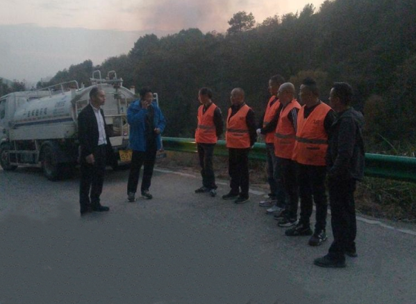 重庆山火牵动人心,玉禾田员工参与山火扑救 重庆山火牵动人心,玉禾田员工参与山火扑救