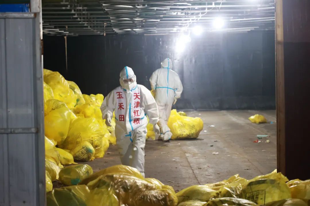 夜空中最亮的“星” ,战“疫”中的幕后英雄 夜空中最亮的“星” ,战“疫”中的幕后英雄