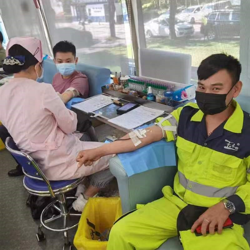 澄迈玉禾田开展“迎七一 献爱心”公益献血活动