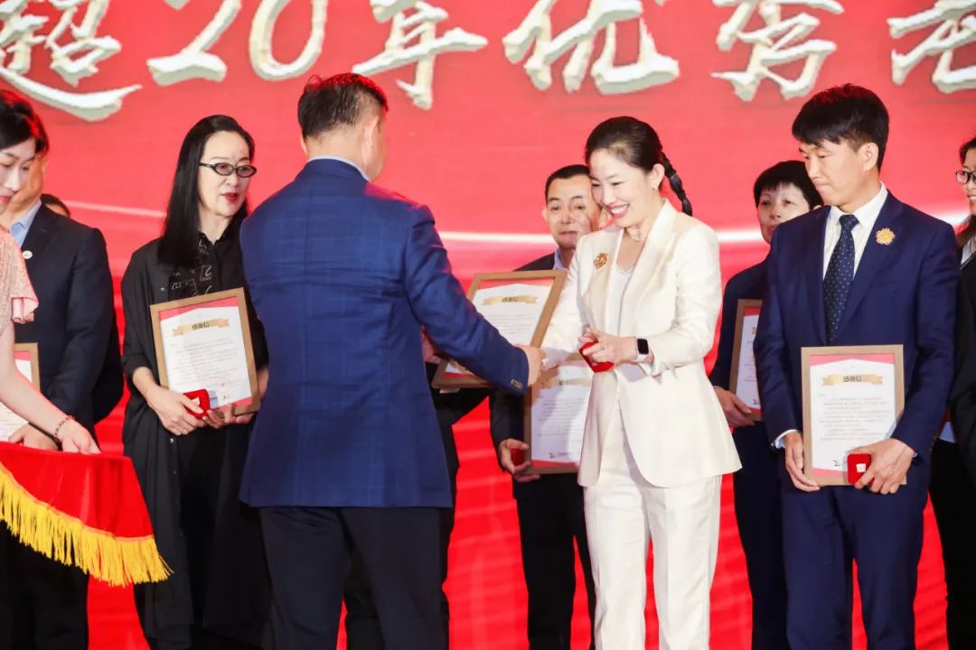 六五新征程·数智引未来丨玉禾田集团隆重举行上市三周年庆典系列活动 六五新征程·数智引未来丨玉禾田集团隆重举行上市三周年庆典系列活动