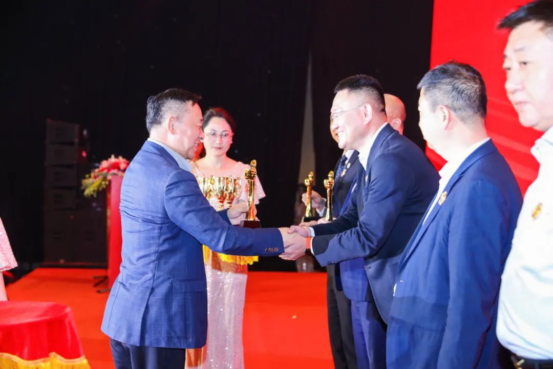 六五新征程·数智引未来丨玉禾田集团隆重举行上市三周年庆典系列活动 六五新征程·数智引未来丨玉禾田集团隆重举行上市三周年庆典系列活动