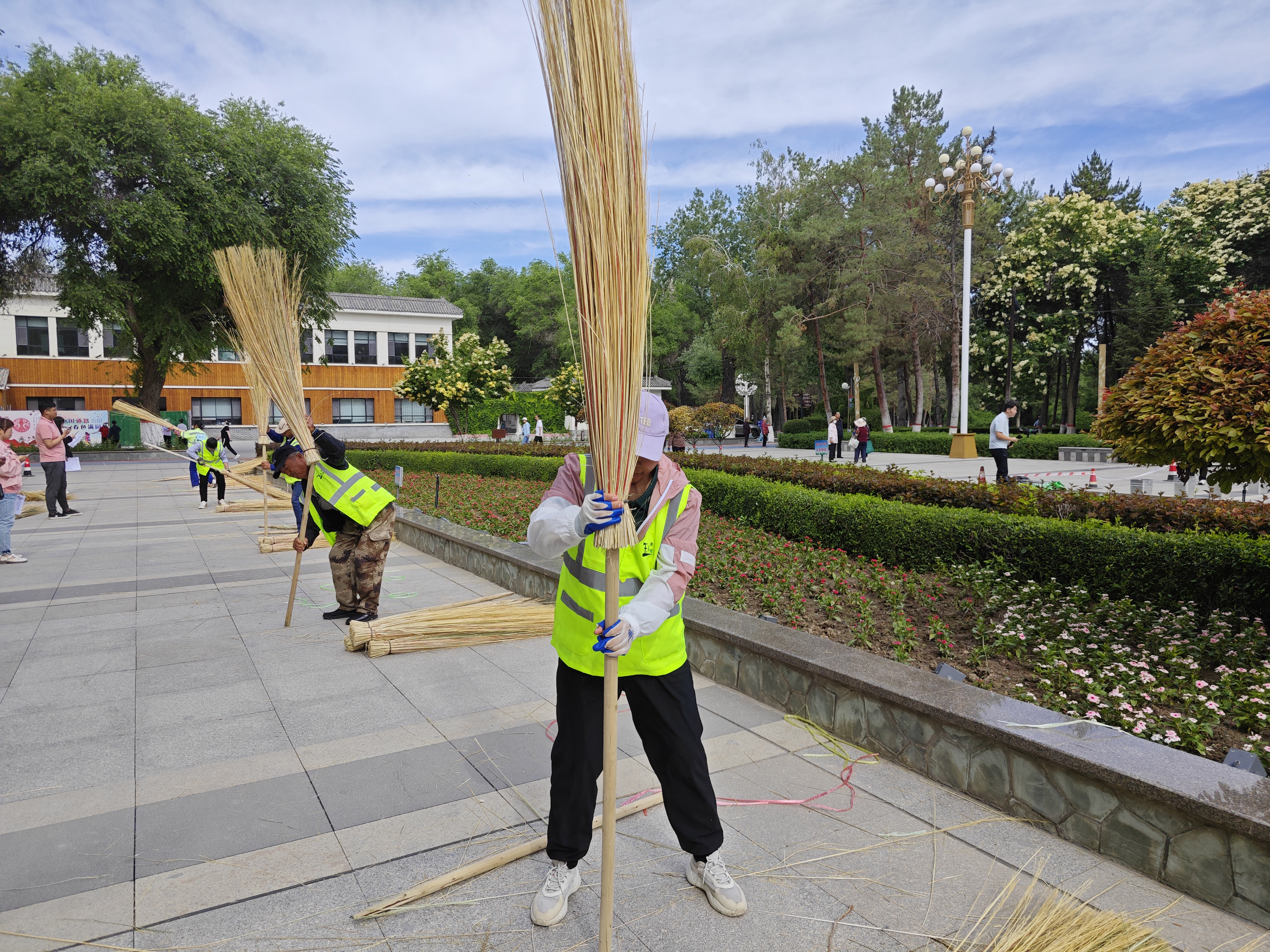 【石河子】环卫工人节趣味运动会 【石河子】环卫工人节趣味运动会