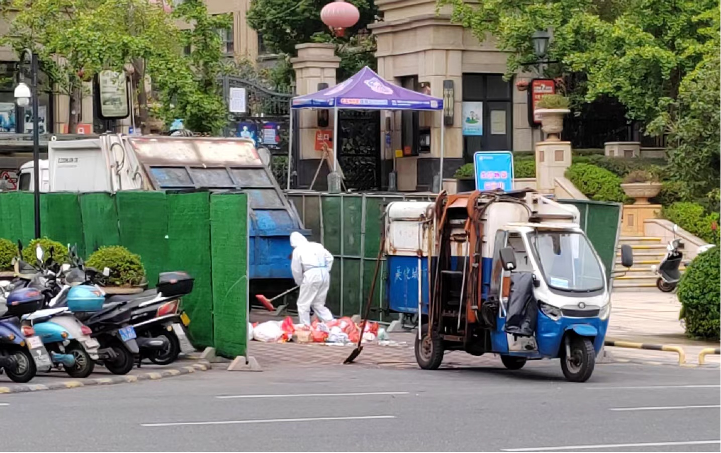 “疫”不容辞深入疫区 筑牢疫情防控屏障